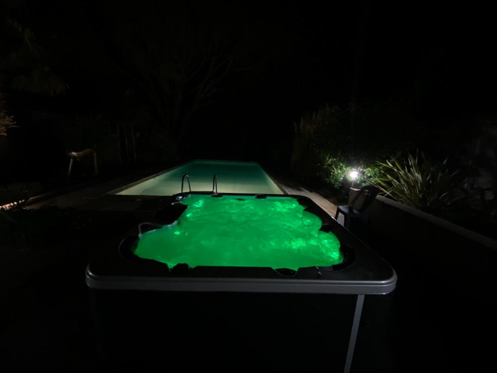 Villa & Spa-Sauna-Piscine-Massages Du "Nirvana Vivant" Biars-sur-Cère Екстериор снимка